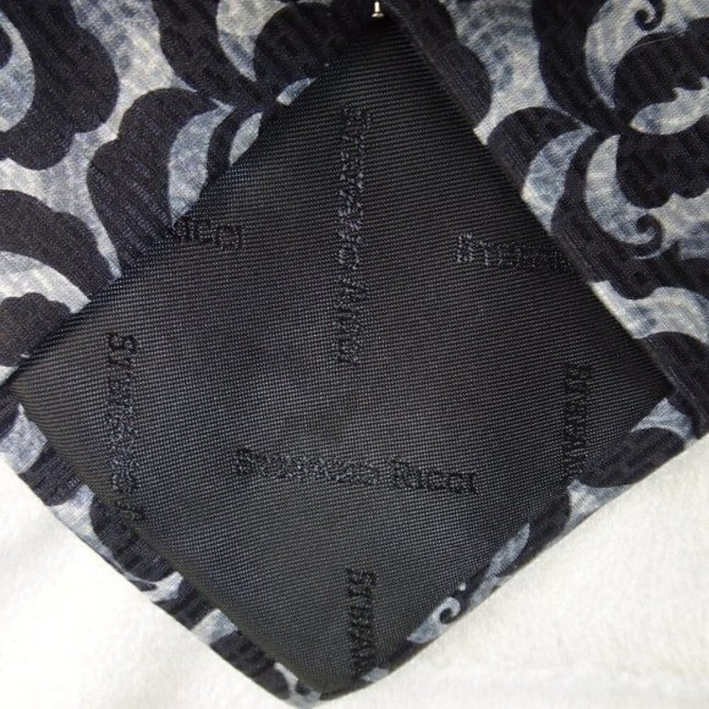 Stefano Ricci Silk Necktie Made in Italy 60" X 3.5" - Picture 4 of 4
